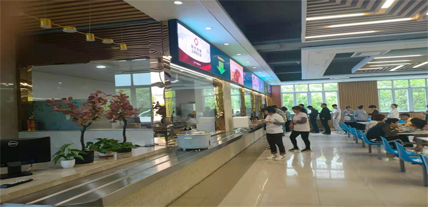 食堂承包應(yīng)加強(qiáng)原則創(chuàng)建，規(guī)范占地資源管理